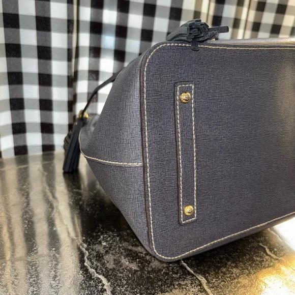 Dooney & Bourke Kendall Saffiano Leather Drawstring Bucket Bag NWOT - Picture 5 of 6